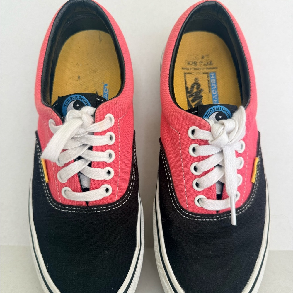 Vans Women's 8.5 Black Pink Lace Up Canvas Sneakers Surf Skate Casual Shoes